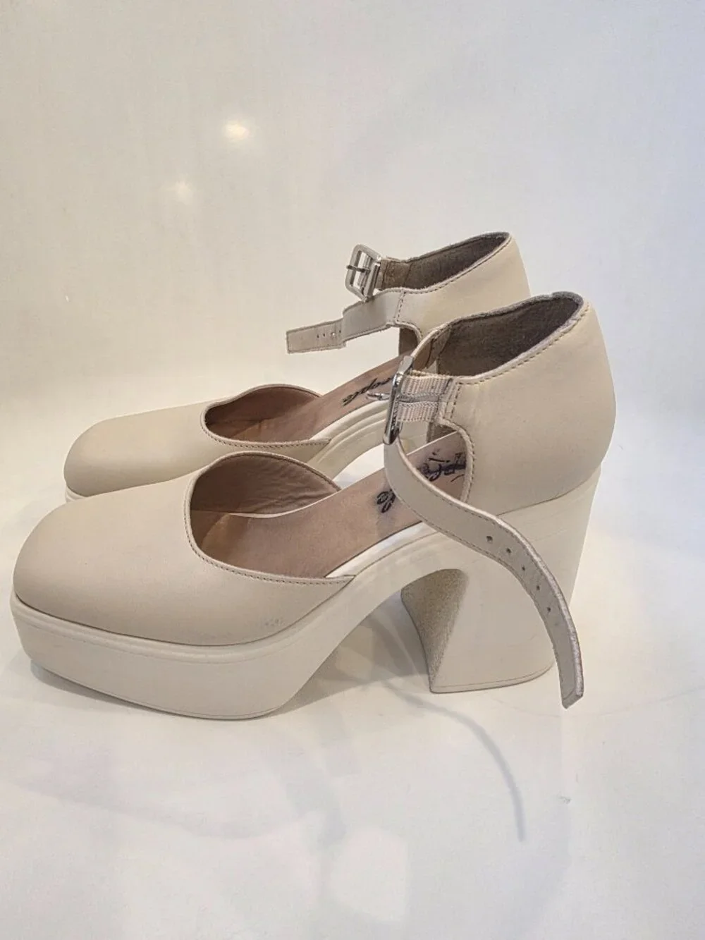 Free People Milan Mary Jane Chunky Leather Lug Sole Beige Size 8 Boho 70's